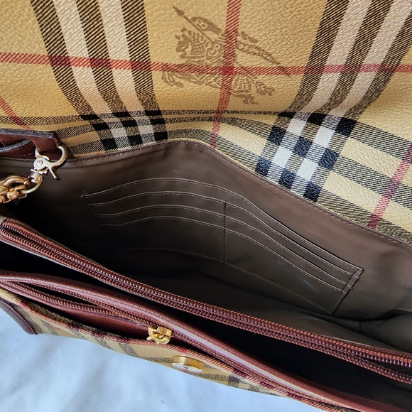 Vintage Burberrys Envelope pouch/clutch/Wristlet - Picture 9 of 16